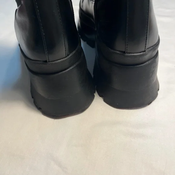 Zara Leather Pull On Boots - Picture 4 of 9
